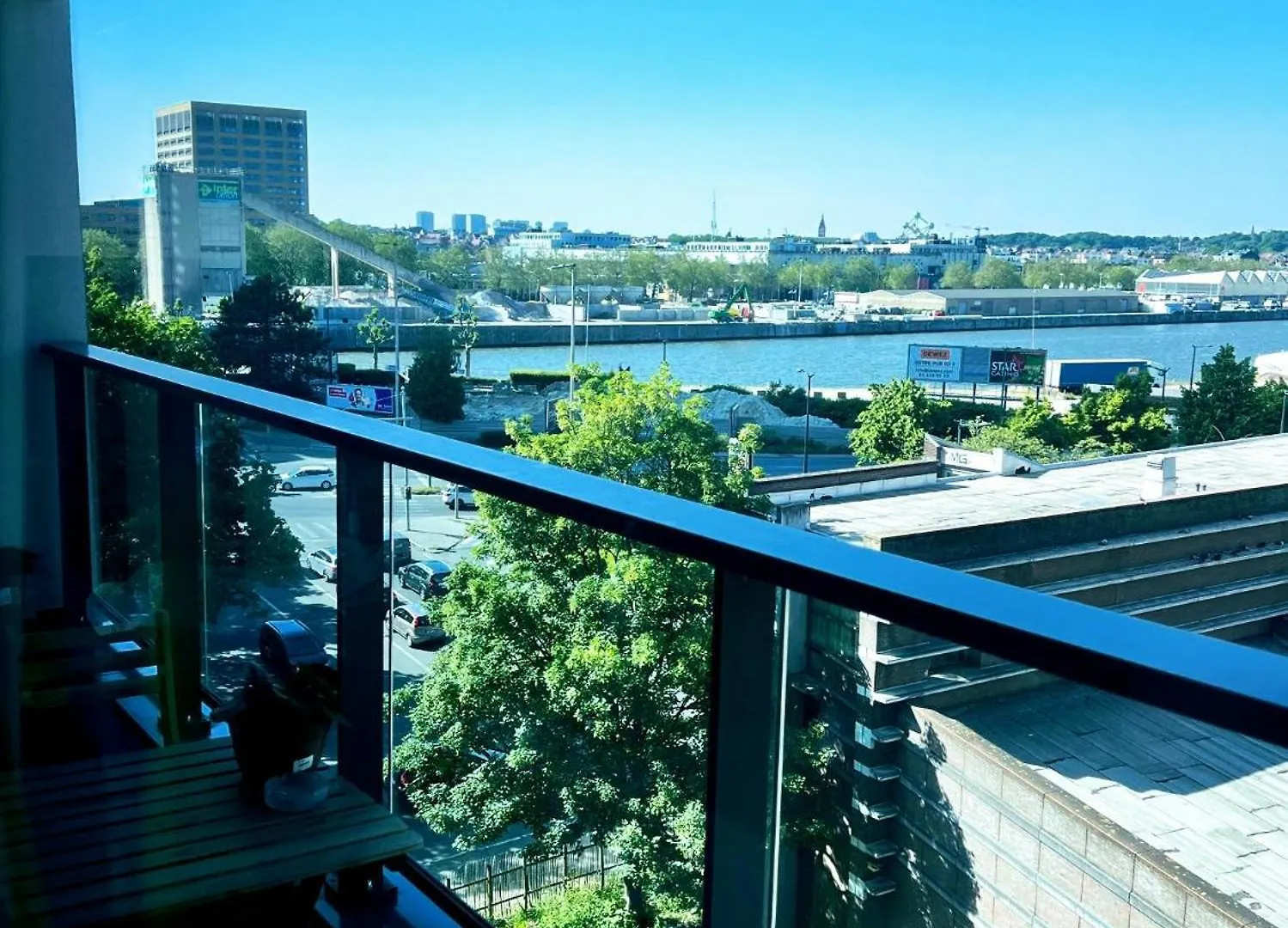 Eclat Bruxellois - Modernite & Vue - Proche Atomium! Apartamento Bruxelas